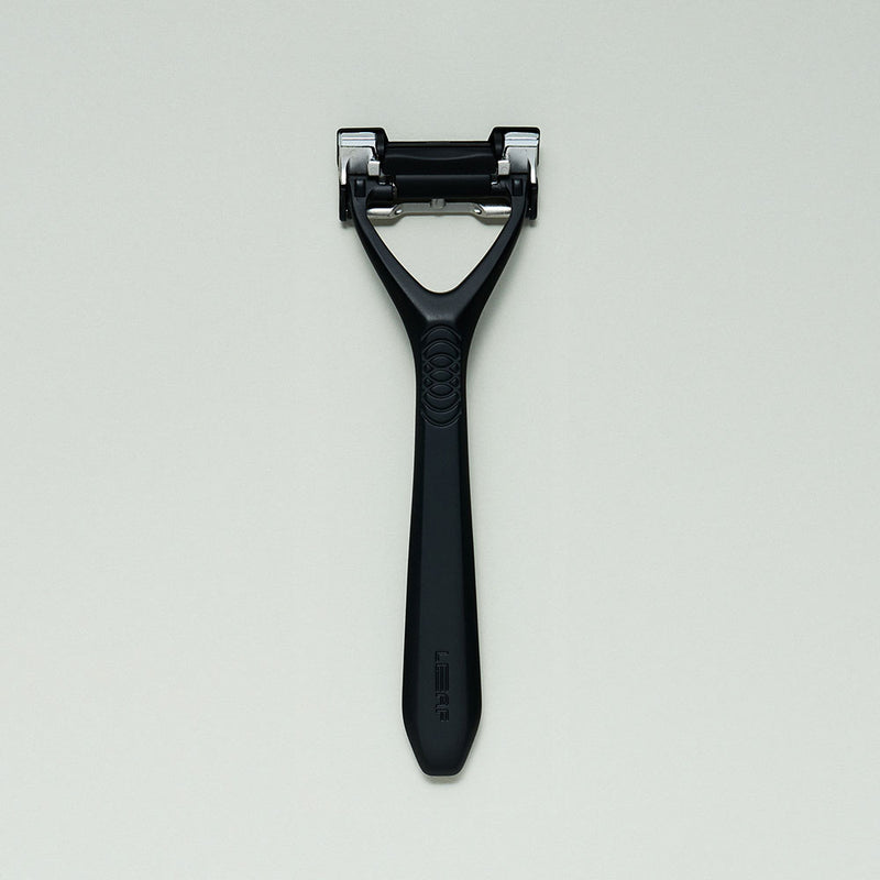 Leaf Two Razor — Black