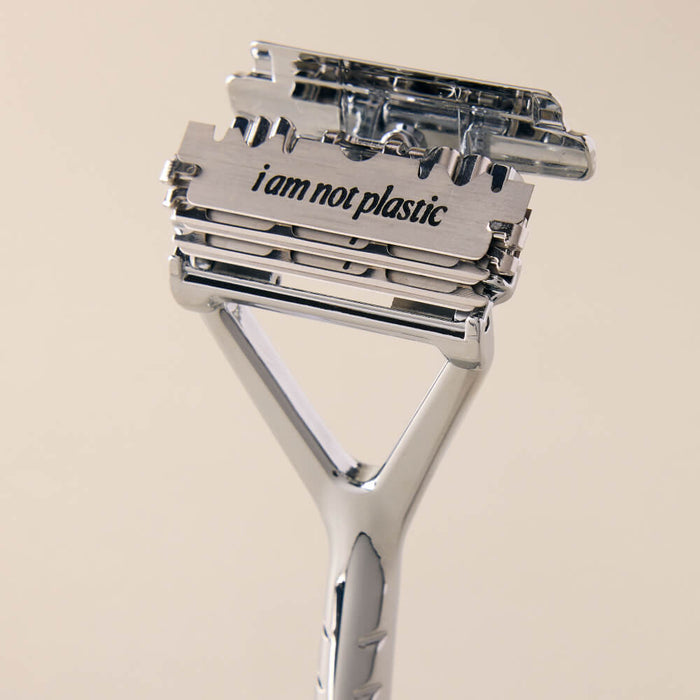 The Leaf Kit | Three-Blade Razor + Razor Stand + Razor Blades | Leaf Shave