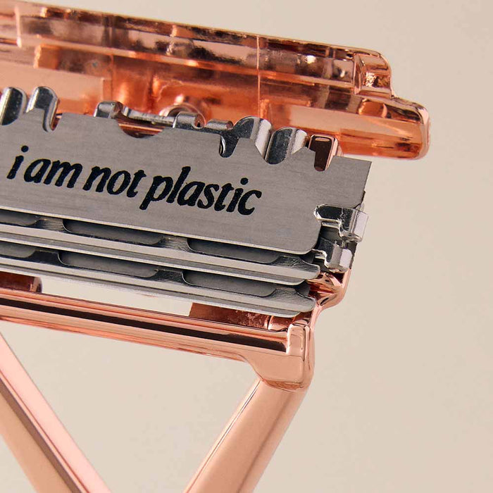 The Leaf Kit | Three-Blade Razor + Razor Stand + Razor Blades | Leaf Shave