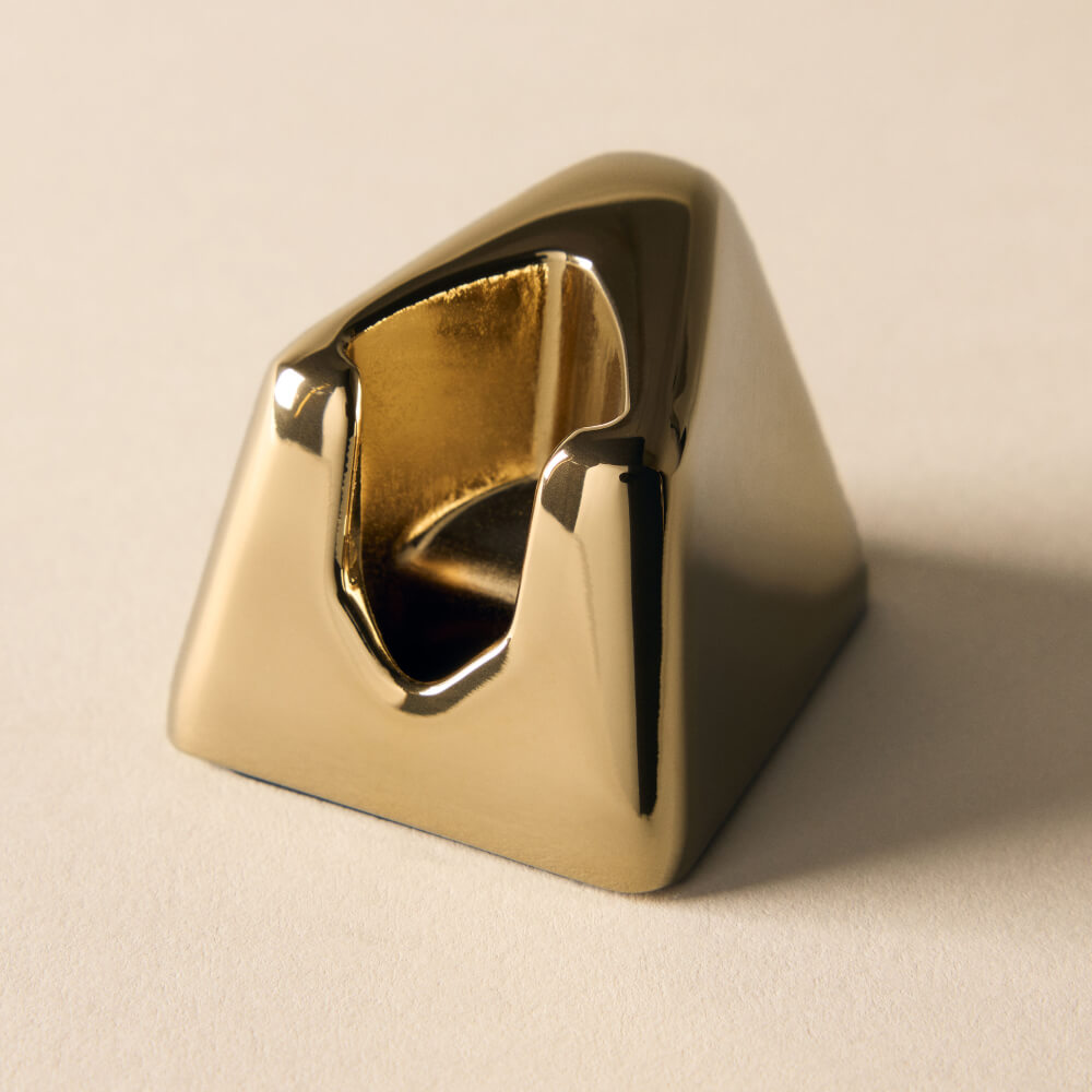 Leaf razor stand in gold