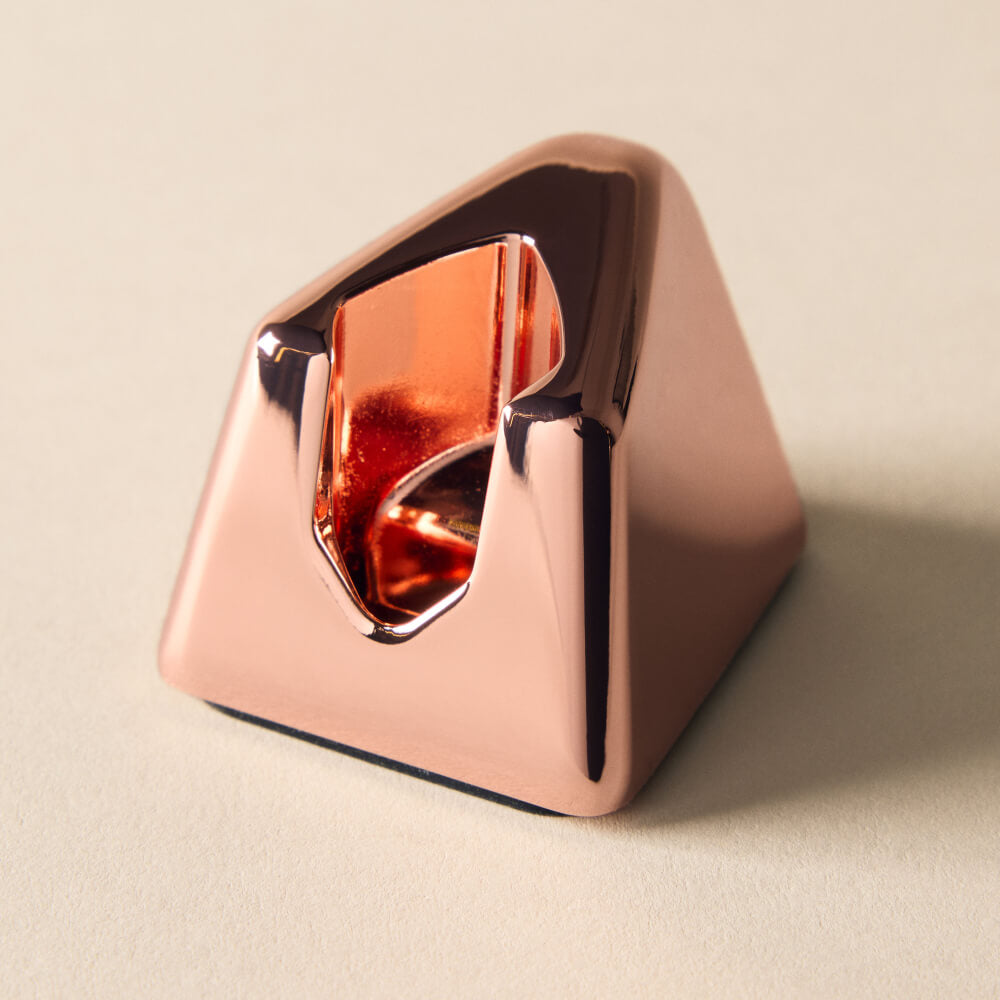 Leaf razor stand in rose gold