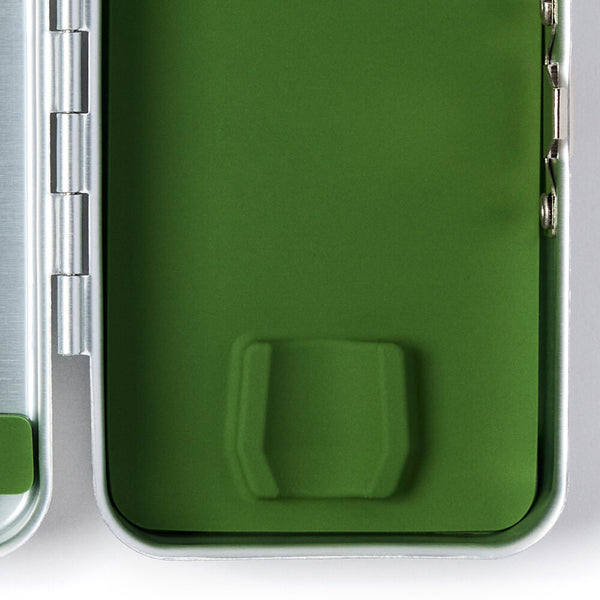 Single Edge Case | Protect Your Twig or Thorn Razor On-the-Go | Leaf Shave