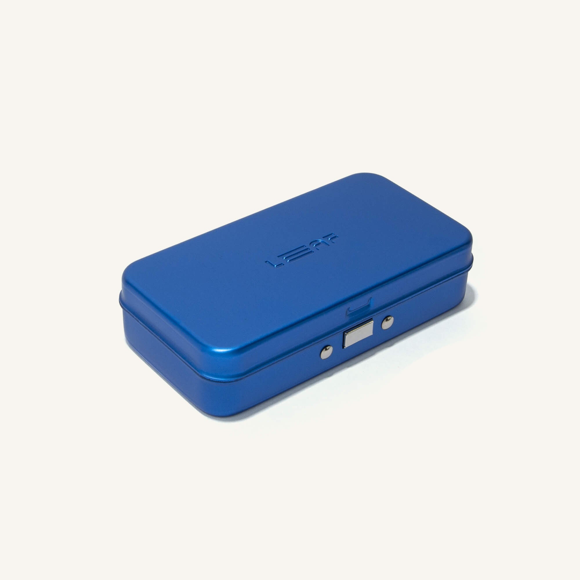 Blue case for the single-edge razors, closed, on a white background.